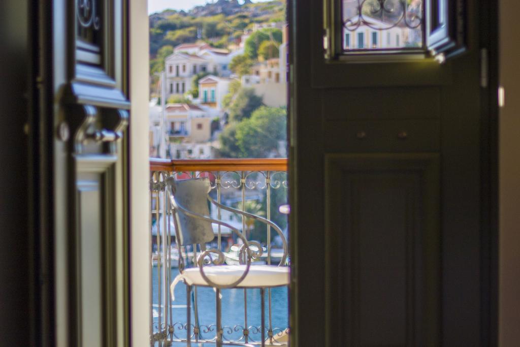 Thea Aparthotel Symi Exteriör bild
