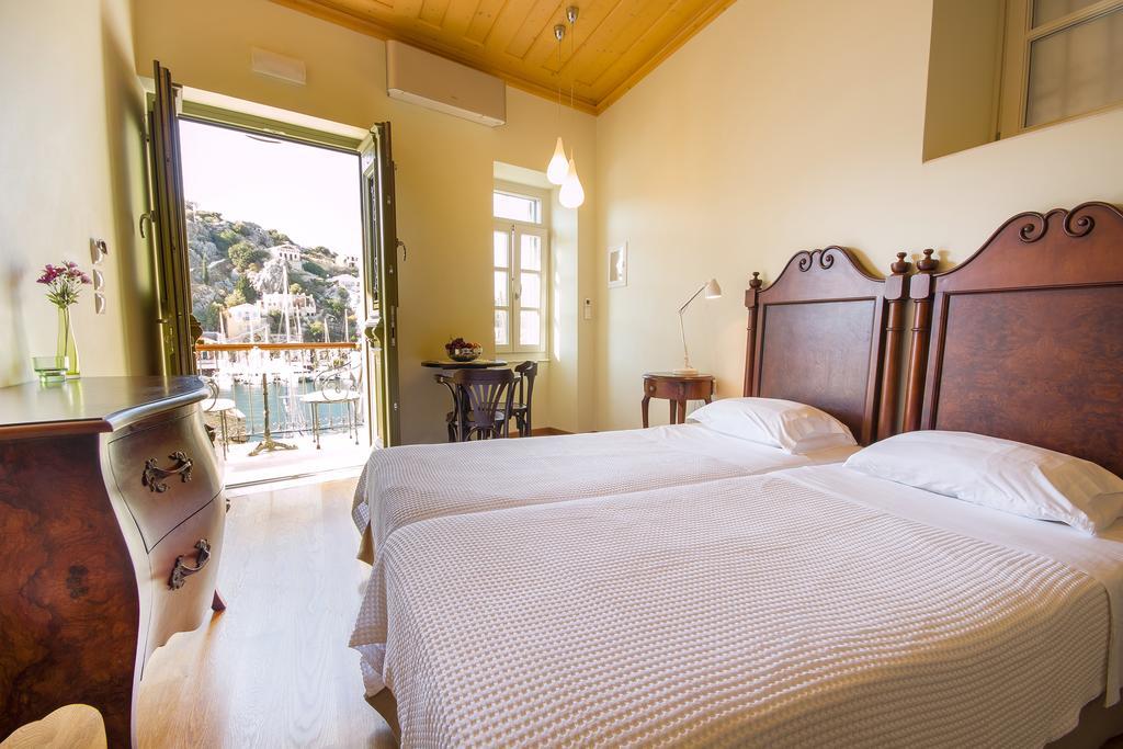 Thea Aparthotel Symi Exteriör bild