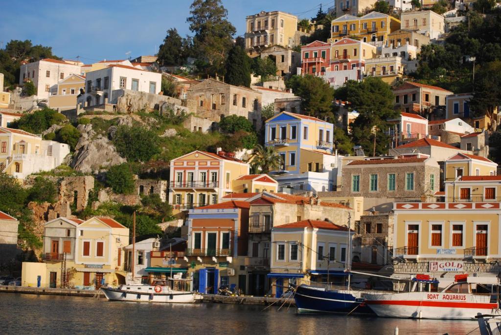 Thea Aparthotel Symi Exteriör bild